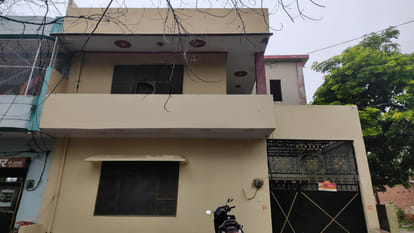 Kanpur: Thieves stole jewellery worth Rs 70 lakh from guest house operator's house in 15 minutes