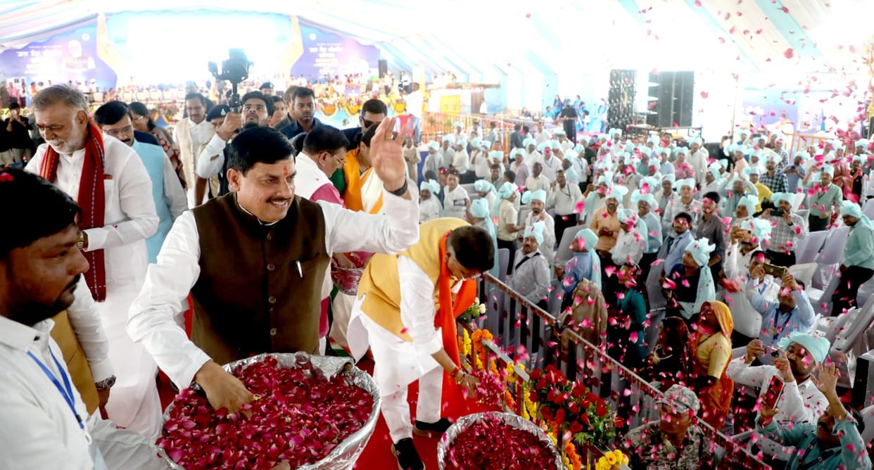 Jal Ganga Samvardhan Abhiyan concluded CM Mohan Yadav gifted development work worth crores in Khandwa