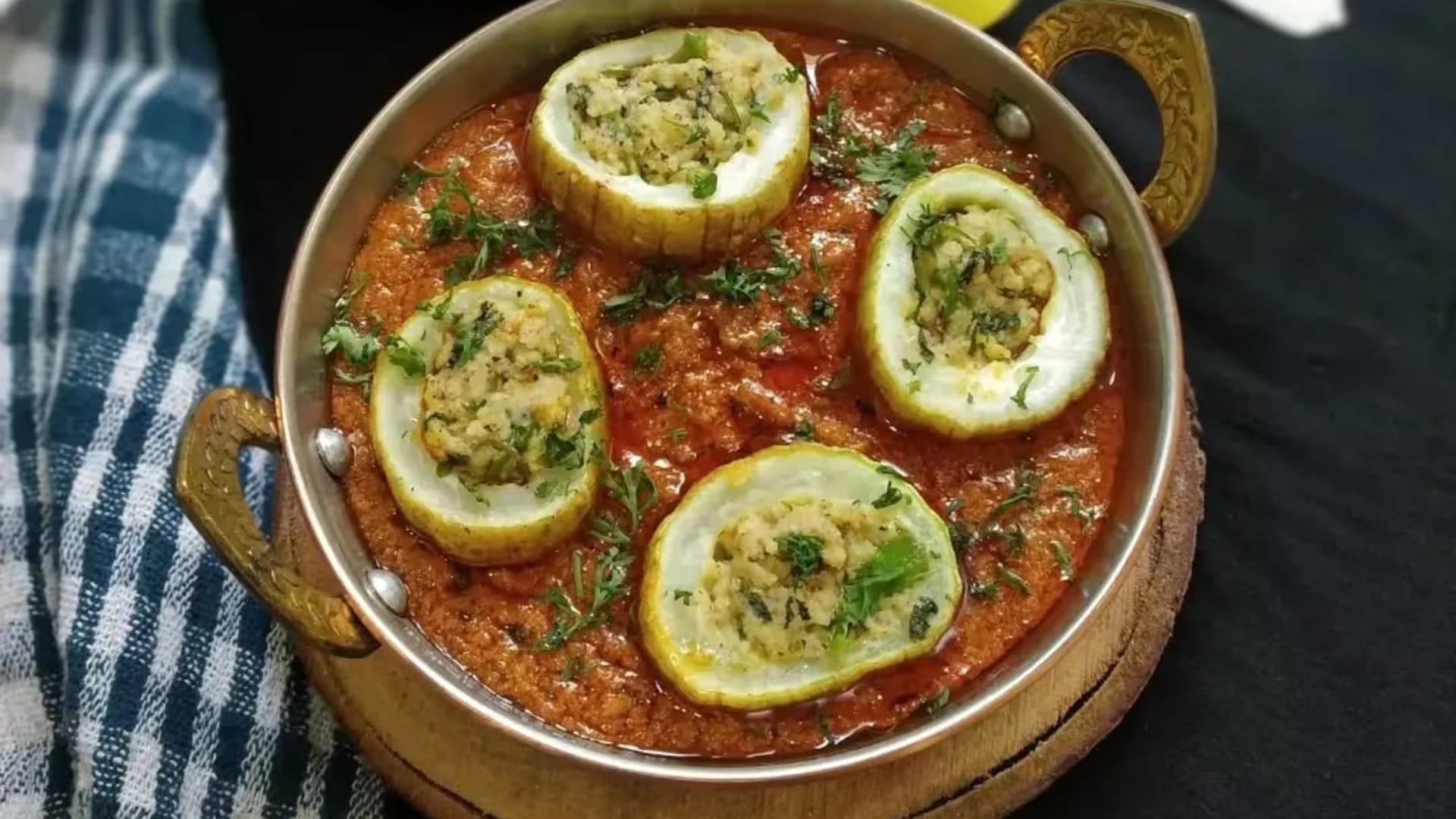 Add Tangy Twist to Daily Vegetables with This Simple Trick rozana sabzi me swad badhane ke upay