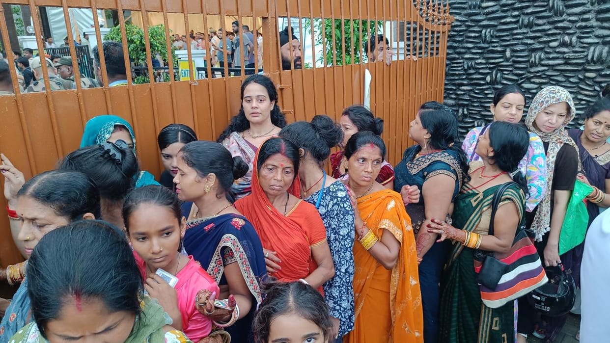 Bhole's devotees started reaching the registration centers jammu