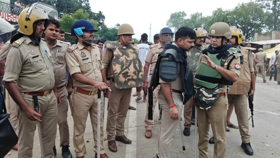UP Prayagraj riots Intelligence system failed Prayagraj riots went out of control due to police negligence