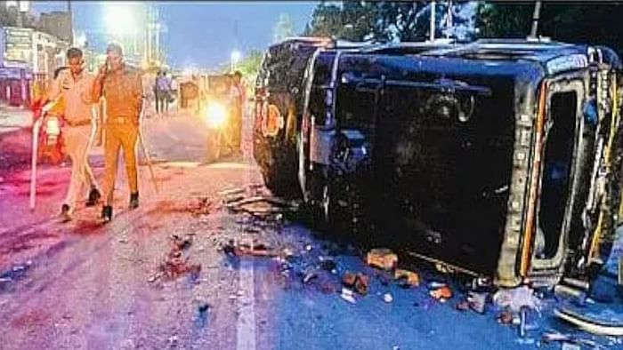 Prayagraj riots 16 photos Police vehicles vandalised and set on fire bricks and stones were thrown full story