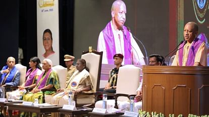 President Draupadi Murmu attended the first convocation of AIIMS Gorakhpur