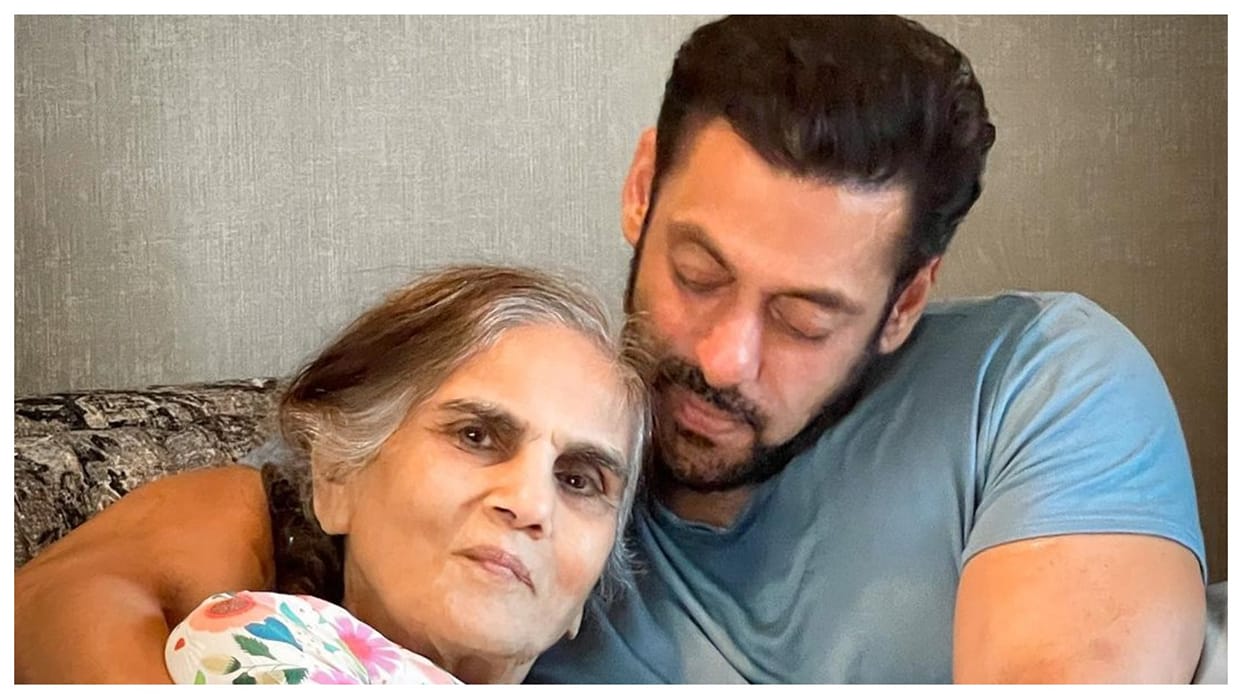 Lauren Gottlied shares Once salman khan told her that his mom is obsessed with her dance numbers