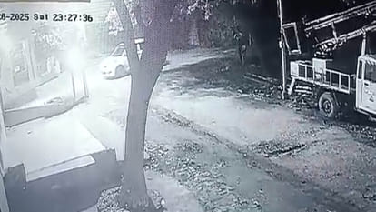 Kanpur: Thieves stole jewellery worth Rs 70 lakh from guest house operator's house in 15 minutes