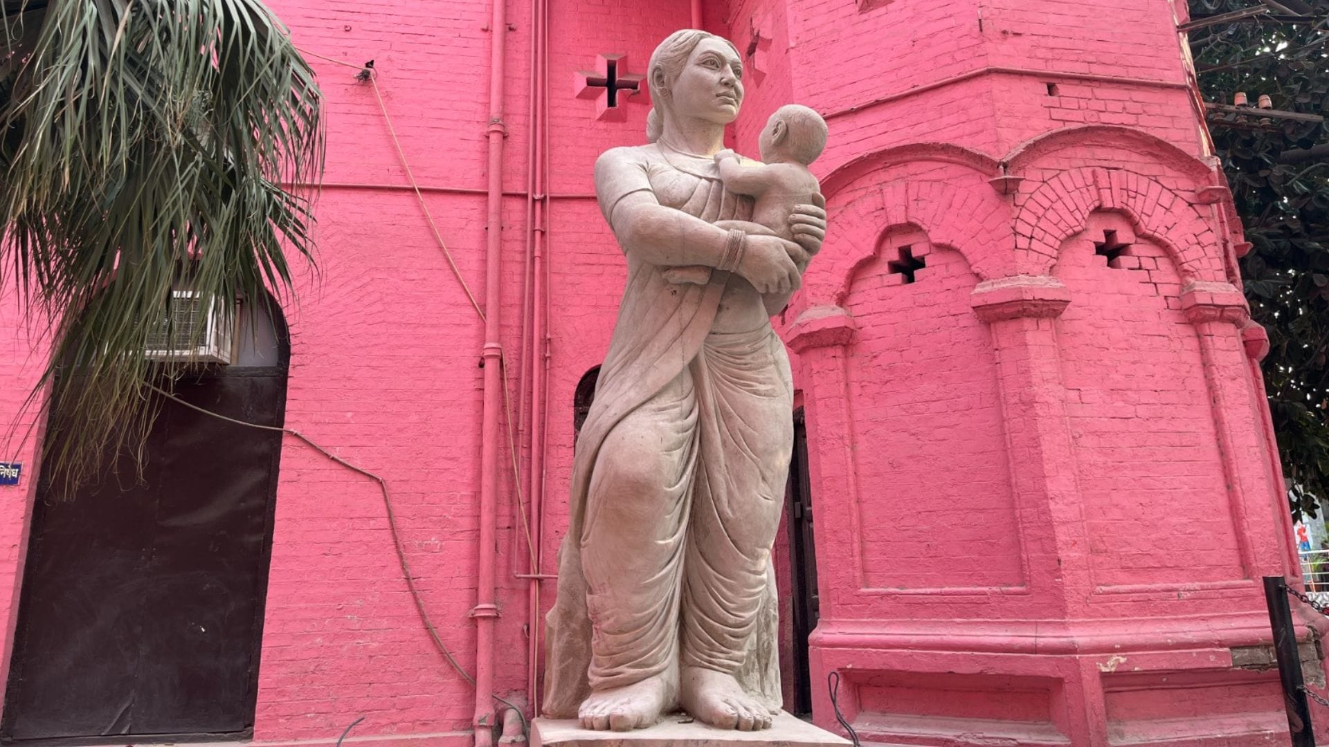 Varanasi 37 squares and roads being beautified with Waste to Wonder