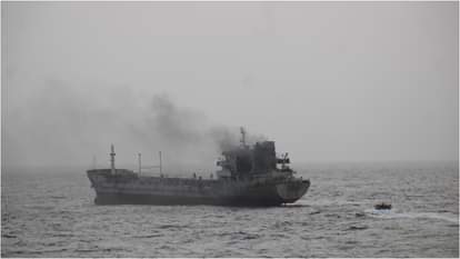 somalia pirates Attacks ship and boared in off coast of Somalia after firing rocket-propelled grenades