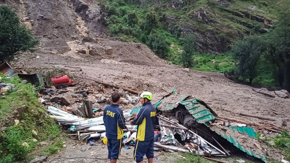 Cloudburst causes devastation in Uttarkashi Silai Band Labourers who survived the flood narrated their ordeal
