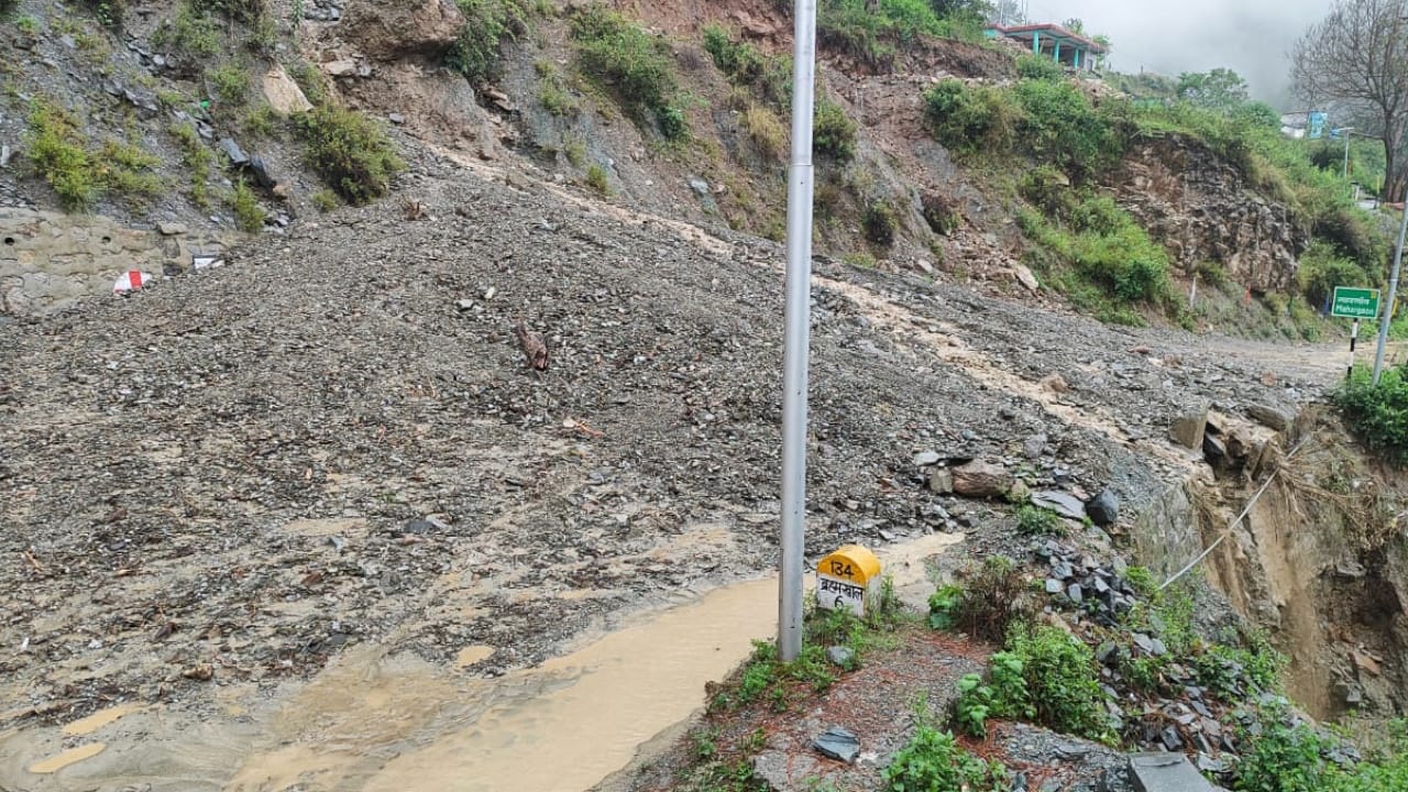 Rishikesh Yamunotri Highway closed including Uttarakhand 67 roads Bailey bridge construction