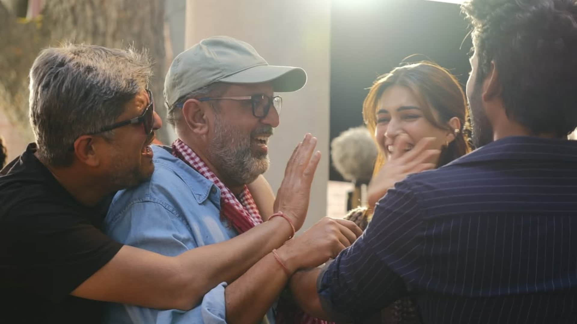 kriti sanon share bts photos from film Tere Ishk Mein Set says Love you guys
