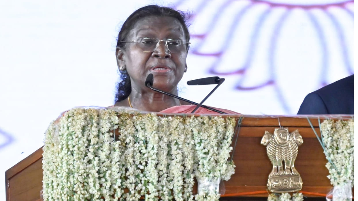 President Draupadi Murmu inaugurated Ayush University, dream of developed India by 2047