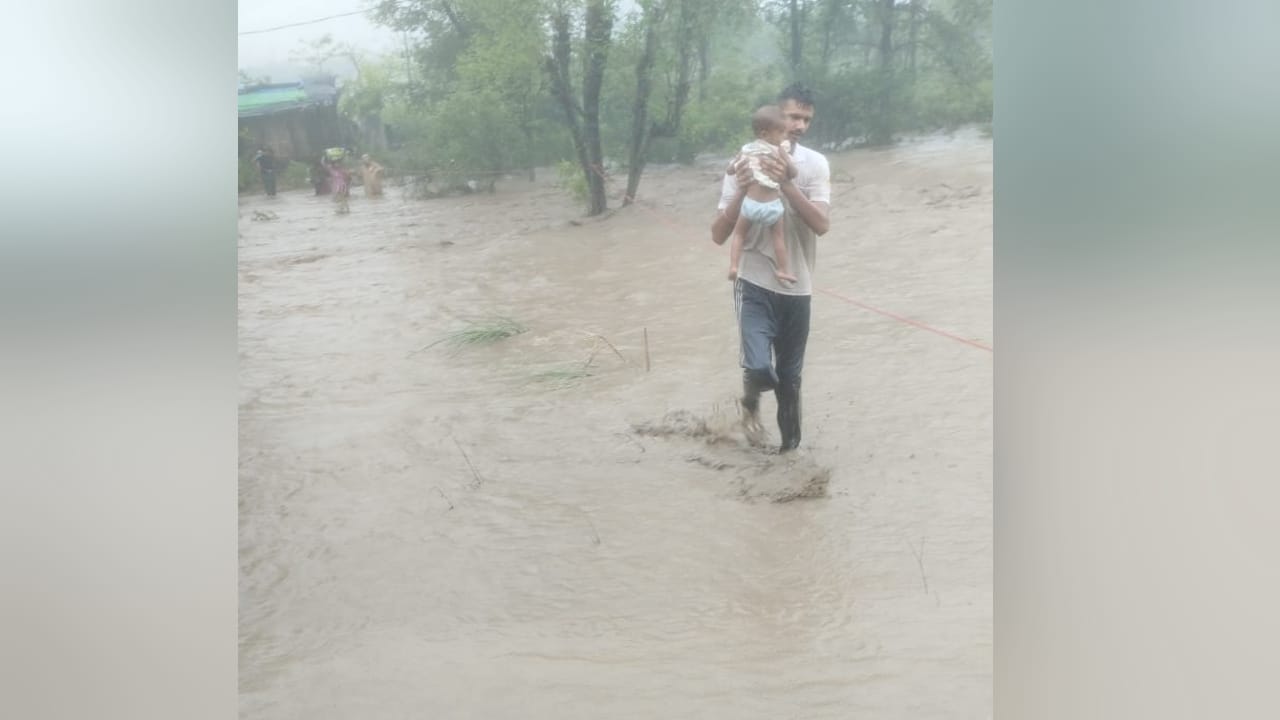 HP Cloud burst: Weather wreaked havoc in Himachal, many people missing in Karsog-Dharampur due to cloud burst,