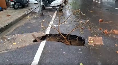 Kanpur Rats have hollowed out the Brahmanagar crossing the dot has sunk a pit has formed in one fourth of road