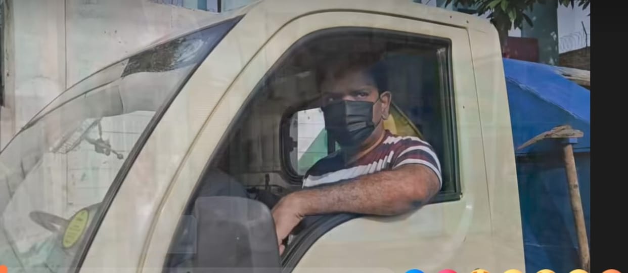 Kannauj Minister Asim Arun roamed around in a garbage vehicle saw the door to door system