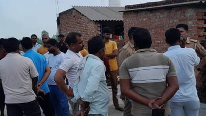 businessman was shot dead in Raebareli his wife was seriously injured
