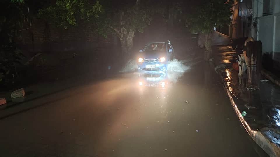 Roads submerged underpass drowned Shocking pictures of Mathura after rain