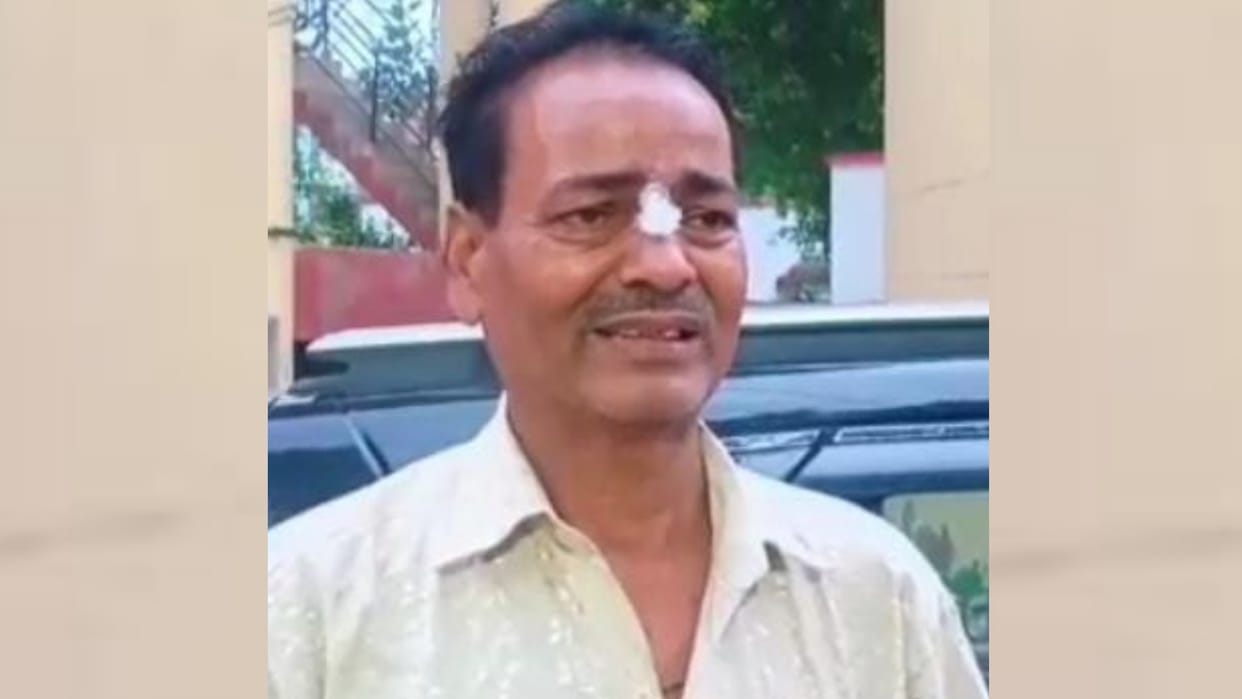 Miscreants attacked Kotwali Nagar's inspector, video goes viral in Sultanpur.