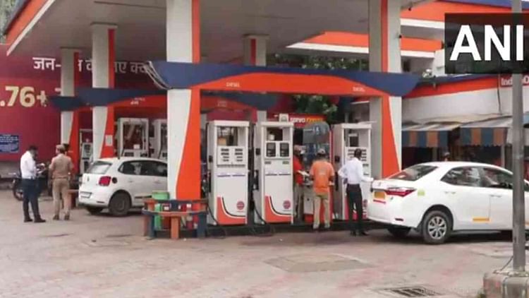 Delhi Old Vehicle Ban Fuel Delhi Police Seized Two Elv From Petrol Pump – Amar Ujala Hindi News Live