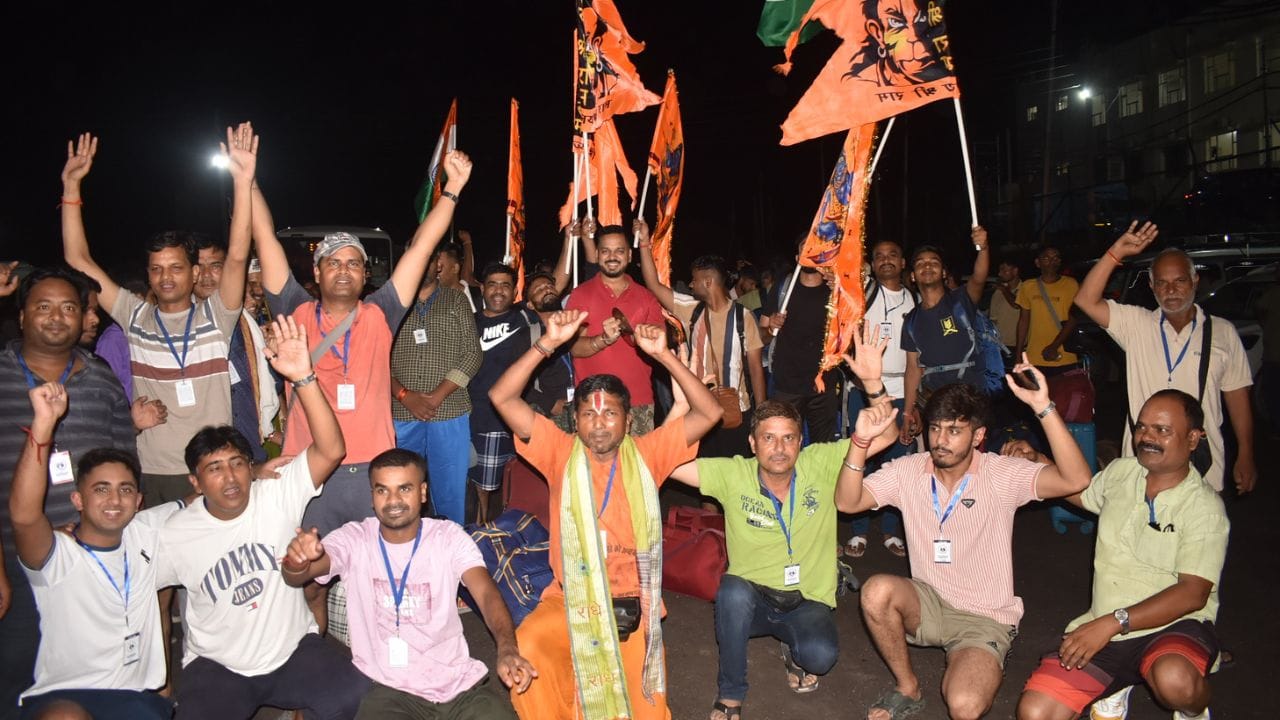 Amarnath Yatra: 38-day long Amarnath Yatra inaugurated, LG Sinha flagged off, photos