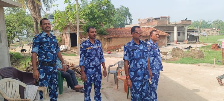 Bihar: झंडा गाड़ने को लेकर दो पक्षों के बीच झड़प, 12 लोग जख्मी; 17 लोग हिरासत में, गांव पुलिस छावनी में तब्दील