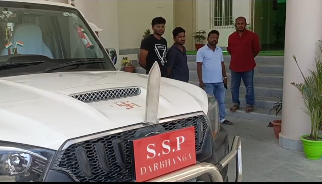 Bihar News : Bihar Police in dark on missing darbhanga college girl bedroom checked in samastipur