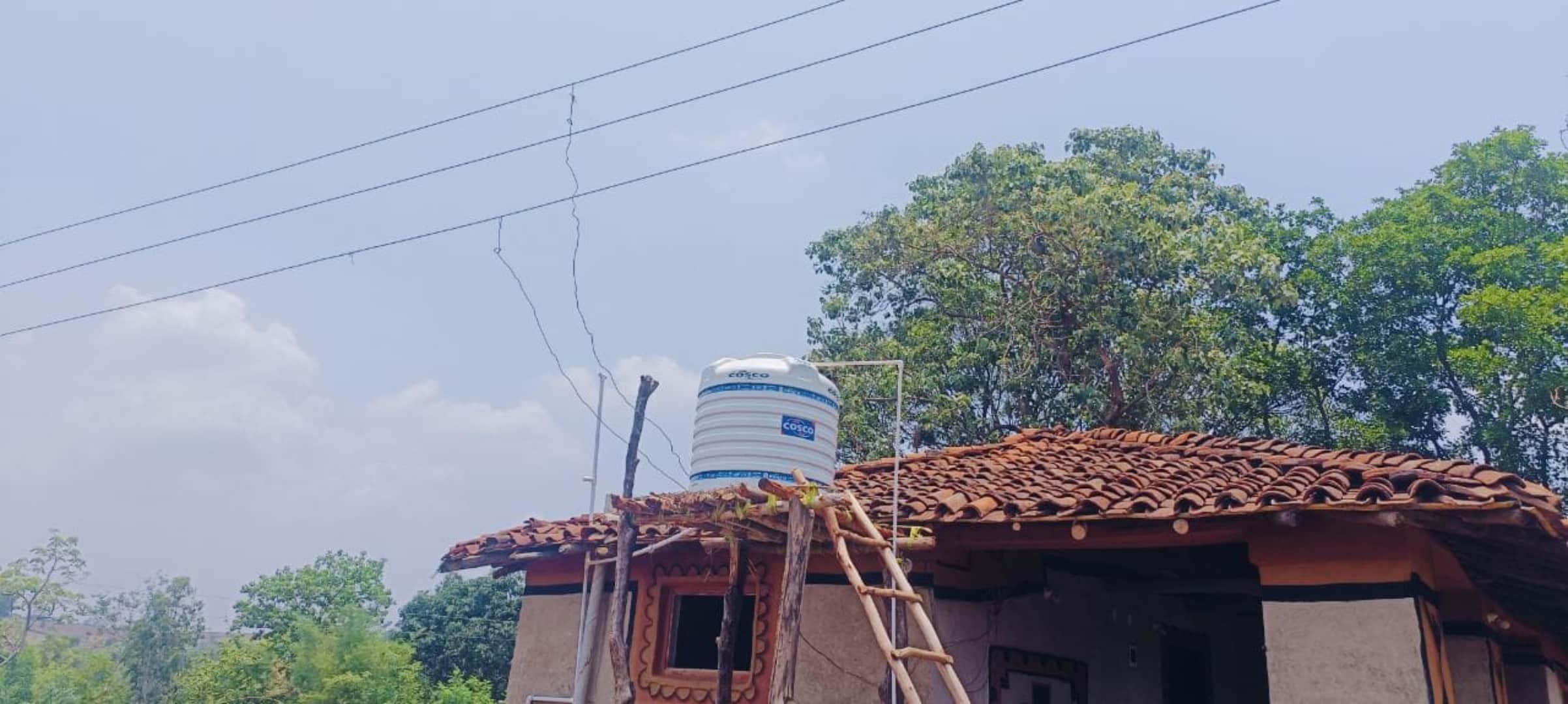 अमरकंटक के बीजापुरी पर्यटक ग्राम के होम स्टे में बिजली की समस्या