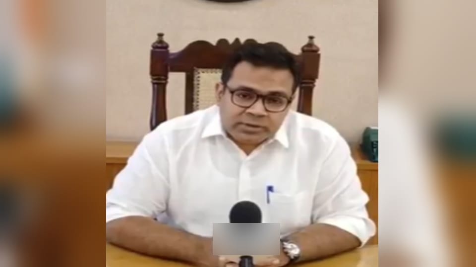 Sawan Kanwar Yatra 2025: QR Code, Rate List Now Mandatory at Food Points Meerut Commissioner
