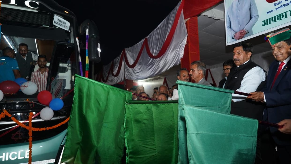 Himachal CM Sukhu flagged off 24 new Volvo buses hit back at BJP