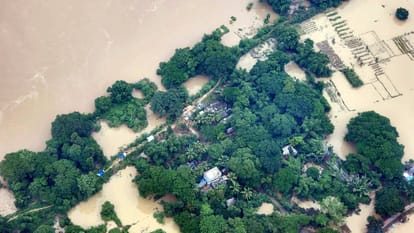 Odisha Flood 100 villages water Balasore Jajpur Baripada Disaster Mgmt Subarnarekha Budhabalang Jalaka rivers