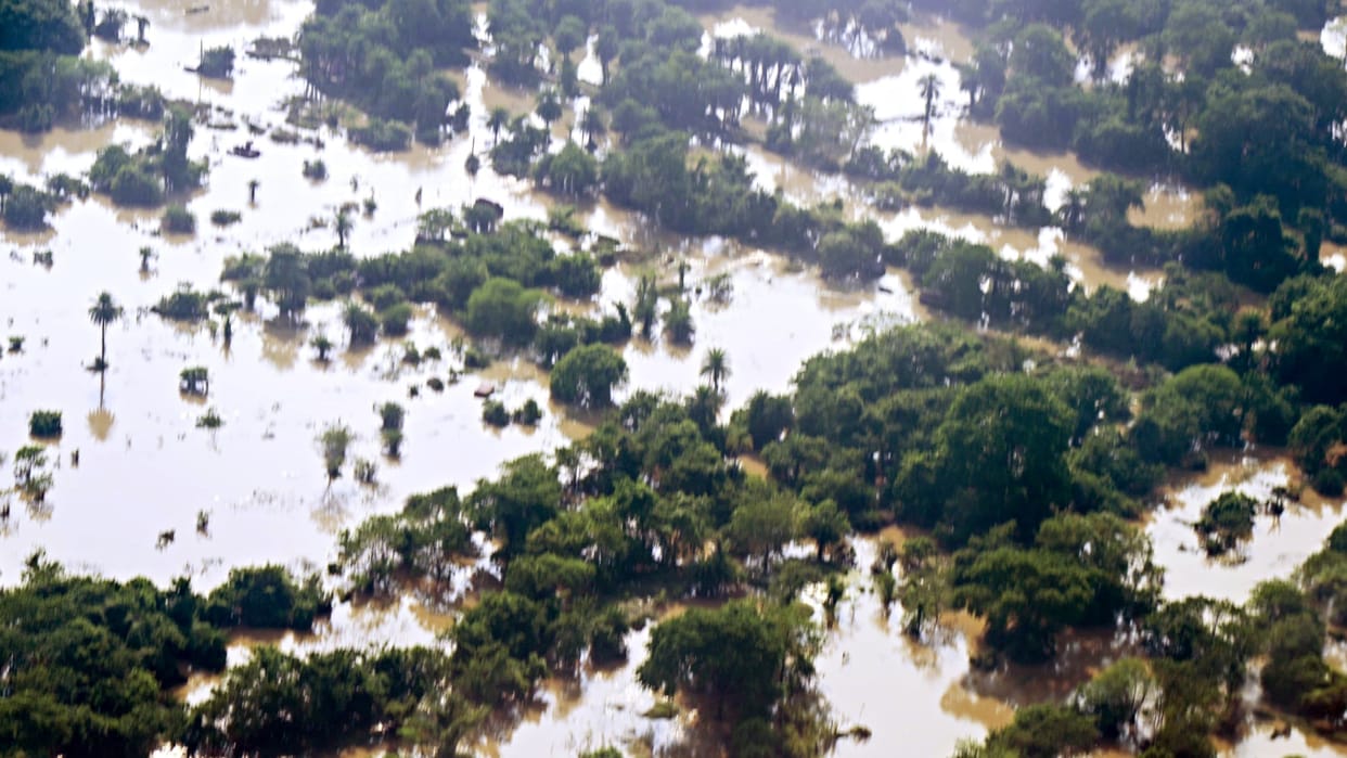 Odisha Flood 100 villages water Balasore Jajpur Baripada Disaster Mgmt Subarnarekha Budhabalang Jalaka rivers