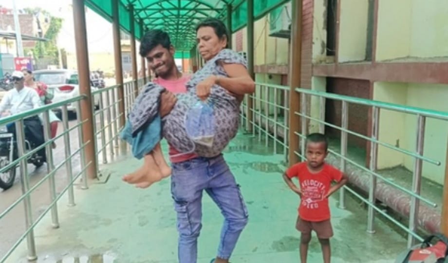 SRN hospital administration kept searching for patient Hiravati the whole day, but could not find any clue
