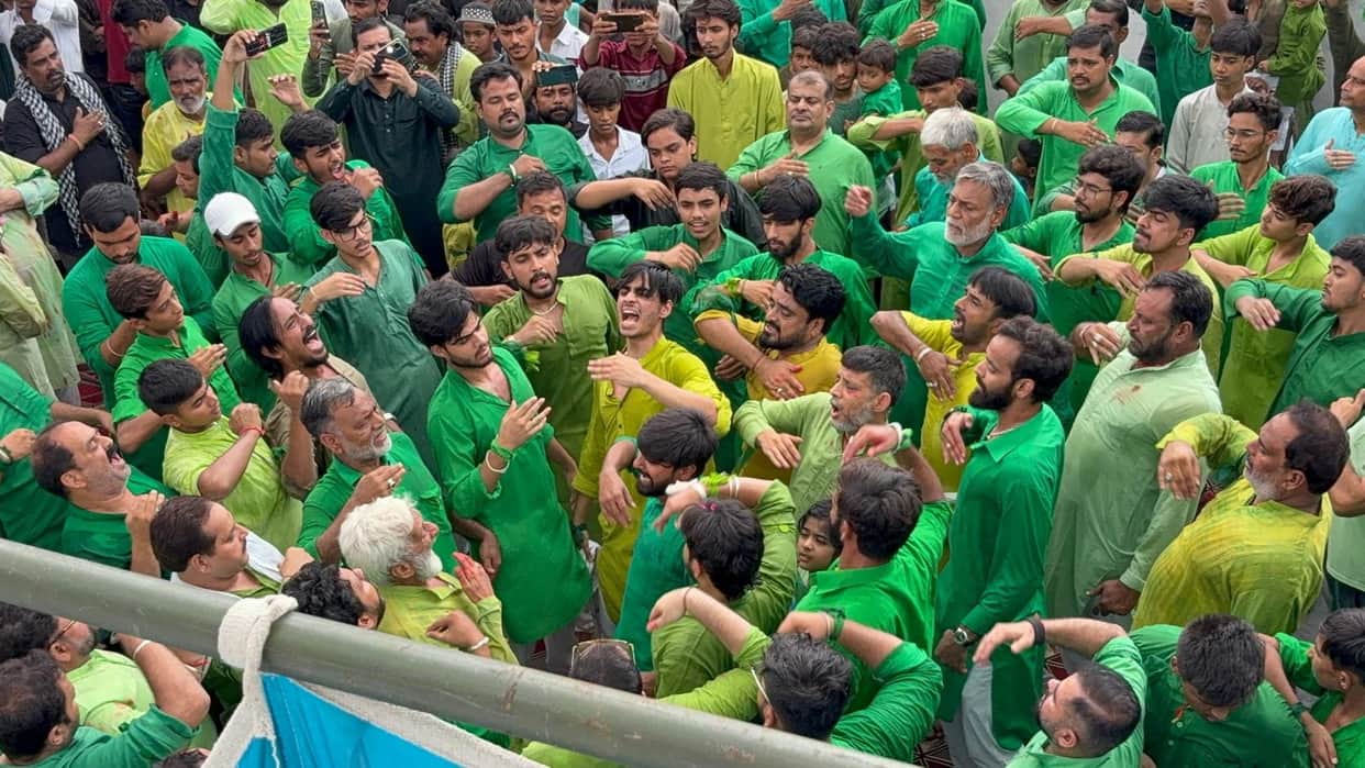 historic procession of 7th Muharram took place in Phulpur, the area echoed with the voices of Ya Hussain