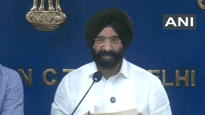 पर्यावरण और उद्योग मंत्री मनजिंदर सिंह सिरसा