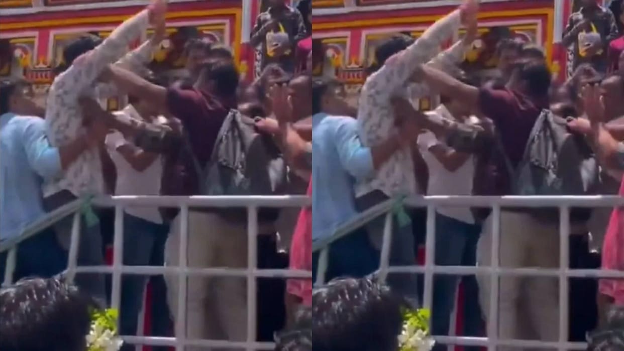 Fierce fight outside Badrinath temple for taking photo Video goes Viral on Internet see netizens reaction