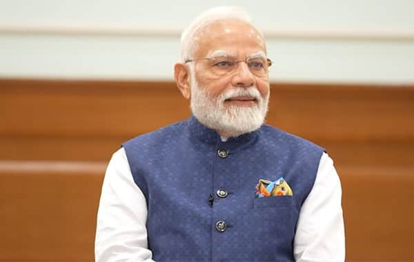 PM Modi West Bengal Visit Updates Armed Forces Commanders Conference in Kolkata Bihar Purnea Bhagalpur Program