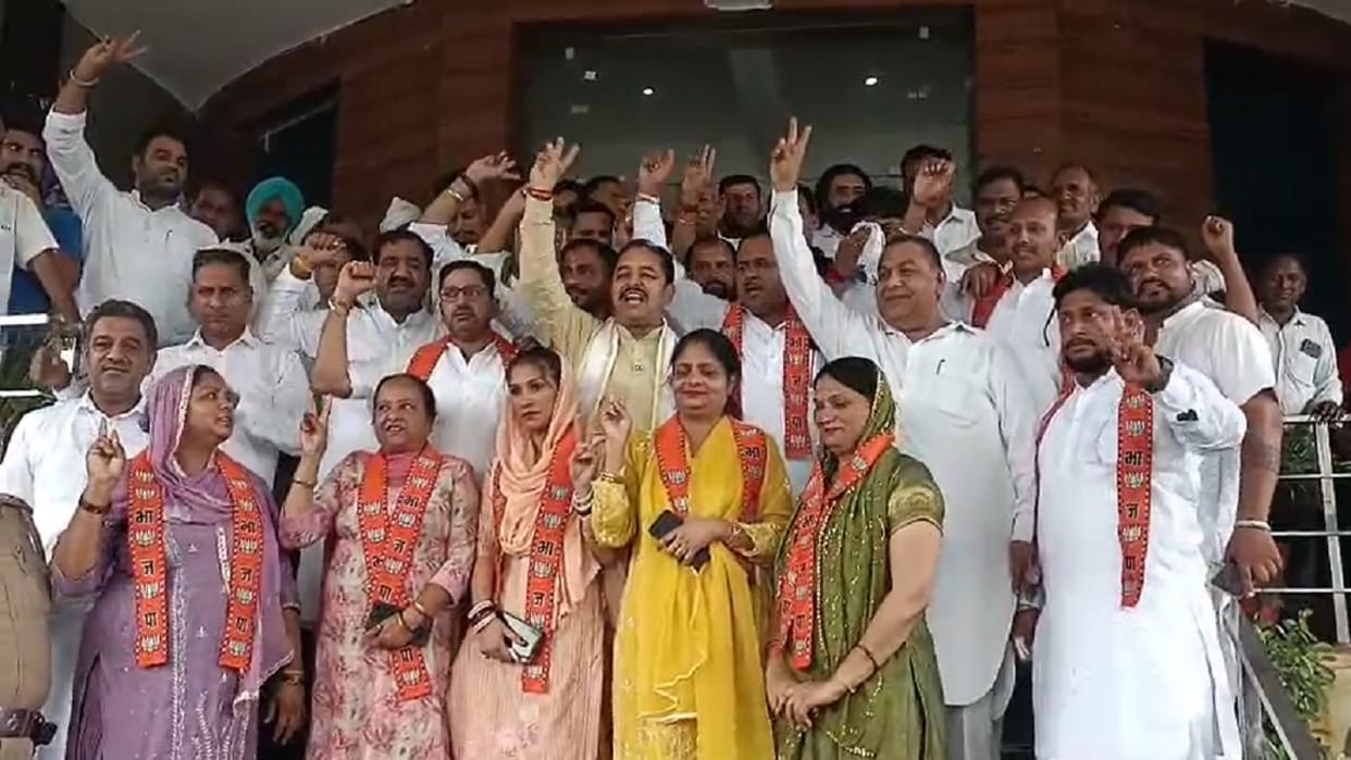 Chair of Cheeka Nagarpalika Vice President slipped in Kaithal, no-confidence motion passed