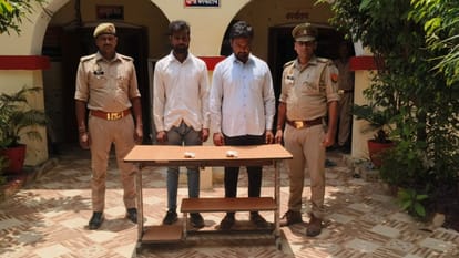 पुलिस की गिरफ्त में आरोपी