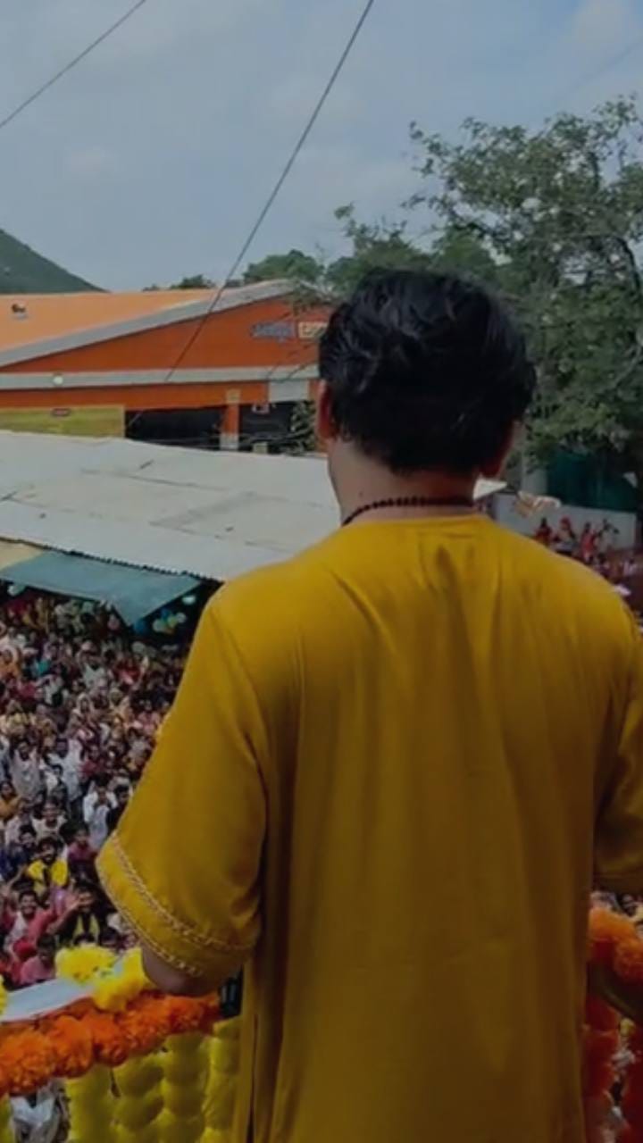 बागेश्वर महाराज जन्मदिन