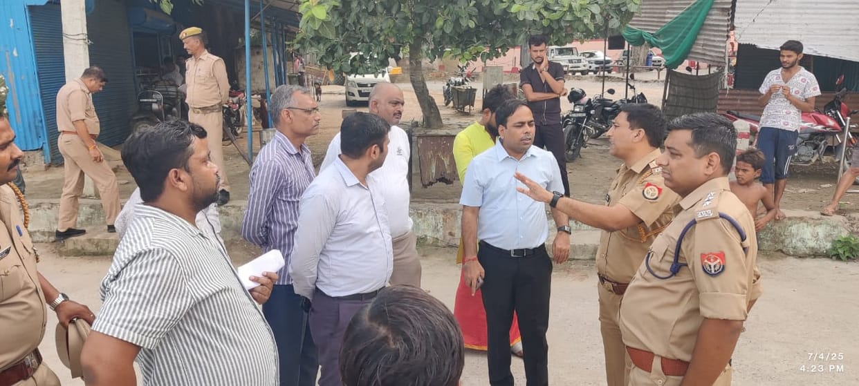 Kanpur SDM and ACP inspected the Deori Ganga Ghat instructed to tighten the security arrangements