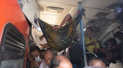 Kanpur Along with seats galleries and toilets are sold in trains passengers with general tickets are charged