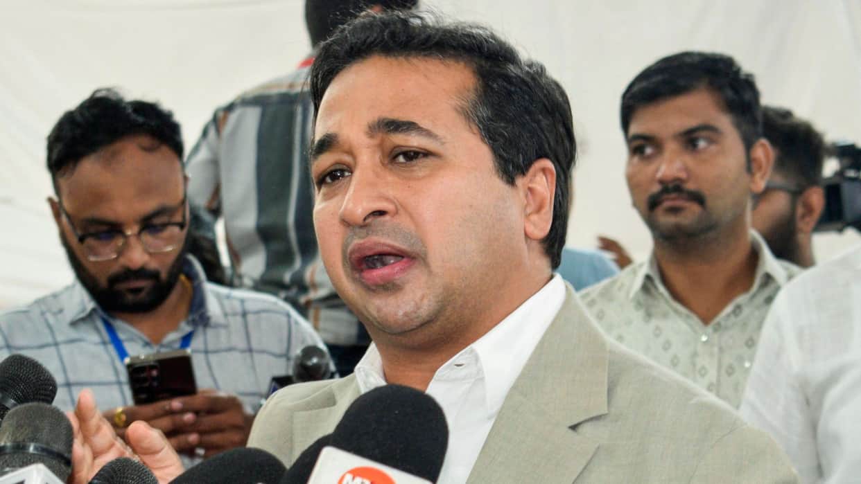 Nitesh Rane on Marathi controversy If a poor person speaks Hindi, he is beaten up News In Hindi