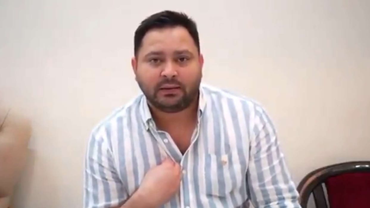 Bihar Election: Before announcing Bihar's blockade, Tejashwi Yadav reached Election Commission, sought answers
