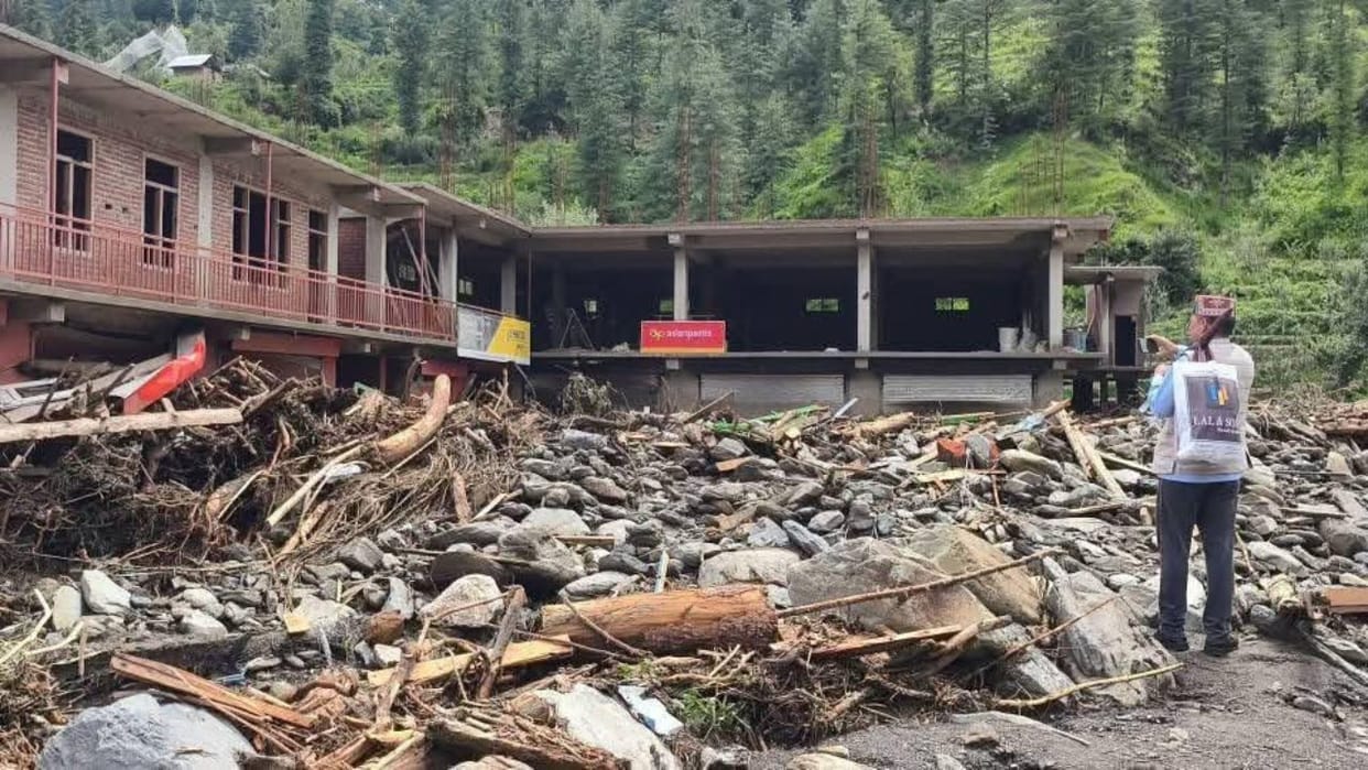 Himachal Cloudburst disaster changed the map of many villages of Janjheli houses turned into mud