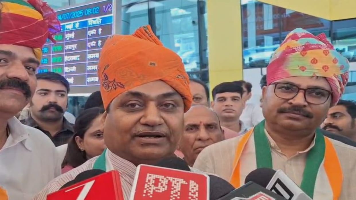 Udaipur: Dotasara and Tikaram Julie Lash Out at BJP Government, Say Ministers Busy Looting Instead of Serving