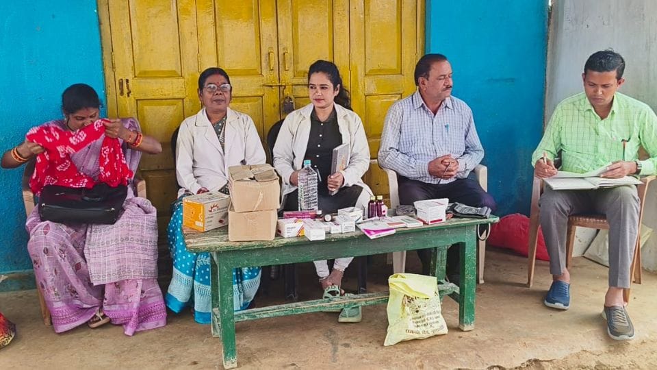 स्वास्थ्य विभाग ने लगाया कैंप