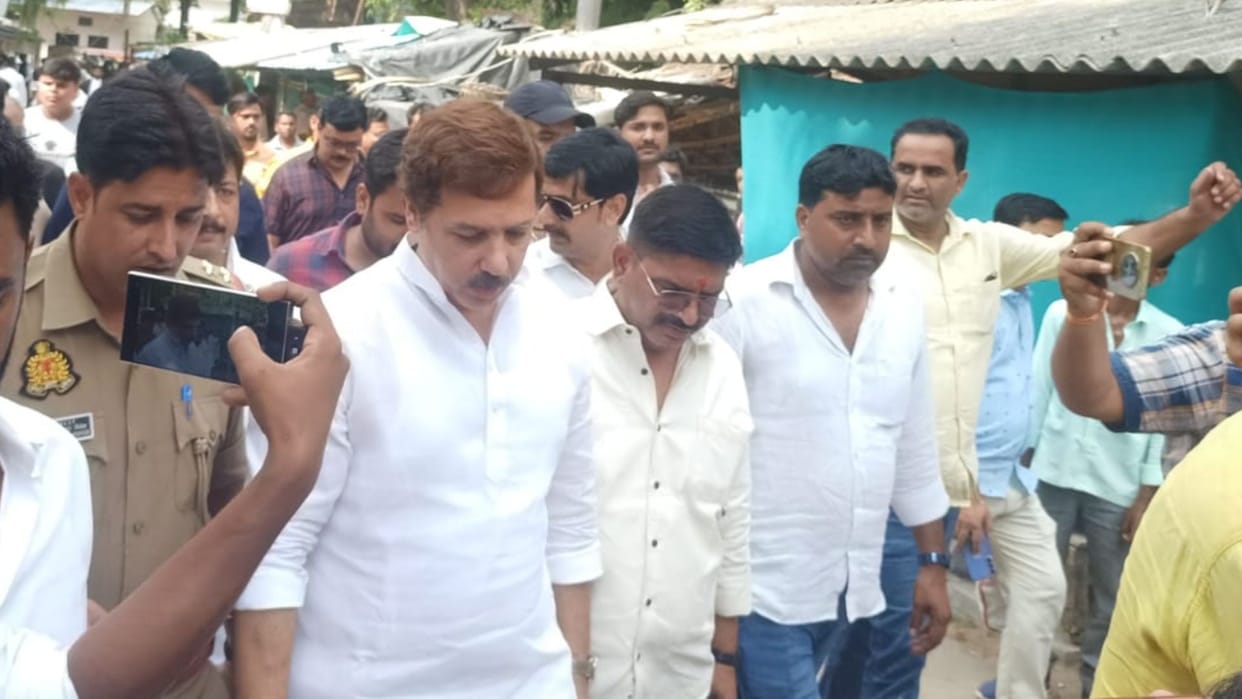Jaunpur Belaon murder case accused including Dhananjay Singh acquitted due to weak advocacy of victim