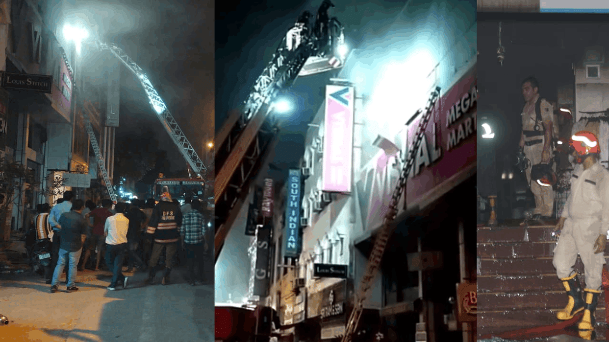fire broke out in huge mega mart located in Karol Bagh