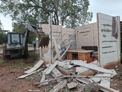 भाजपा में जिला प्रशासन की अतिक्रमण के खिलाफ कार्रवाई