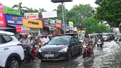 Kanpur: Waterlogging on roads after rain, traffic jam on VIP road, Govindpuri bridge, GT road,