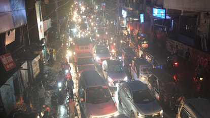 Kanpur: Waterlogging on roads after rain, traffic jam on VIP road, Govindpuri bridge, GT road,